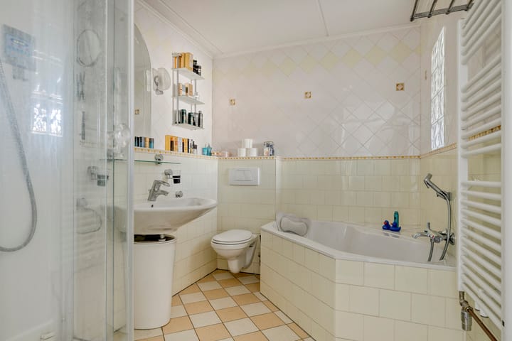 Tussenwoning te koop: Rozemarijnsingel 39, Utrecht