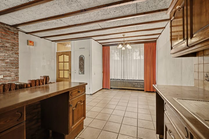 Tussenwoning te koop: Hertog Alvastraat 10, Venlo