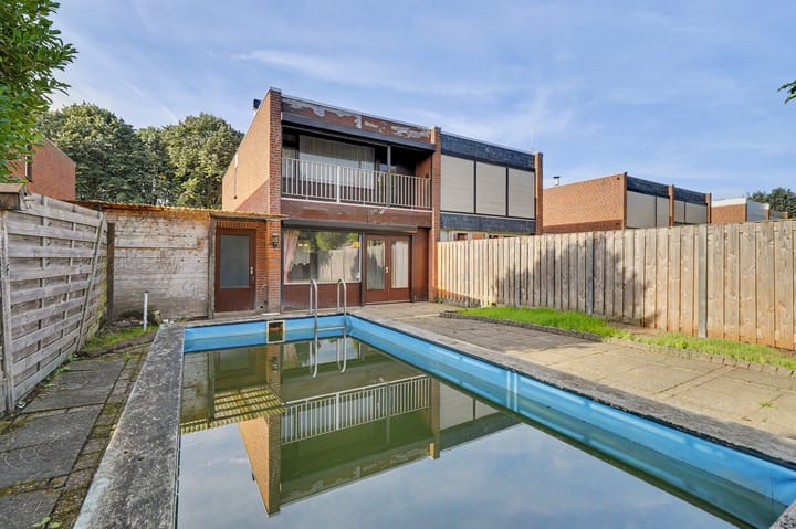 Tussenwoning te koop: Hertog Alvastraat 10, Venlo