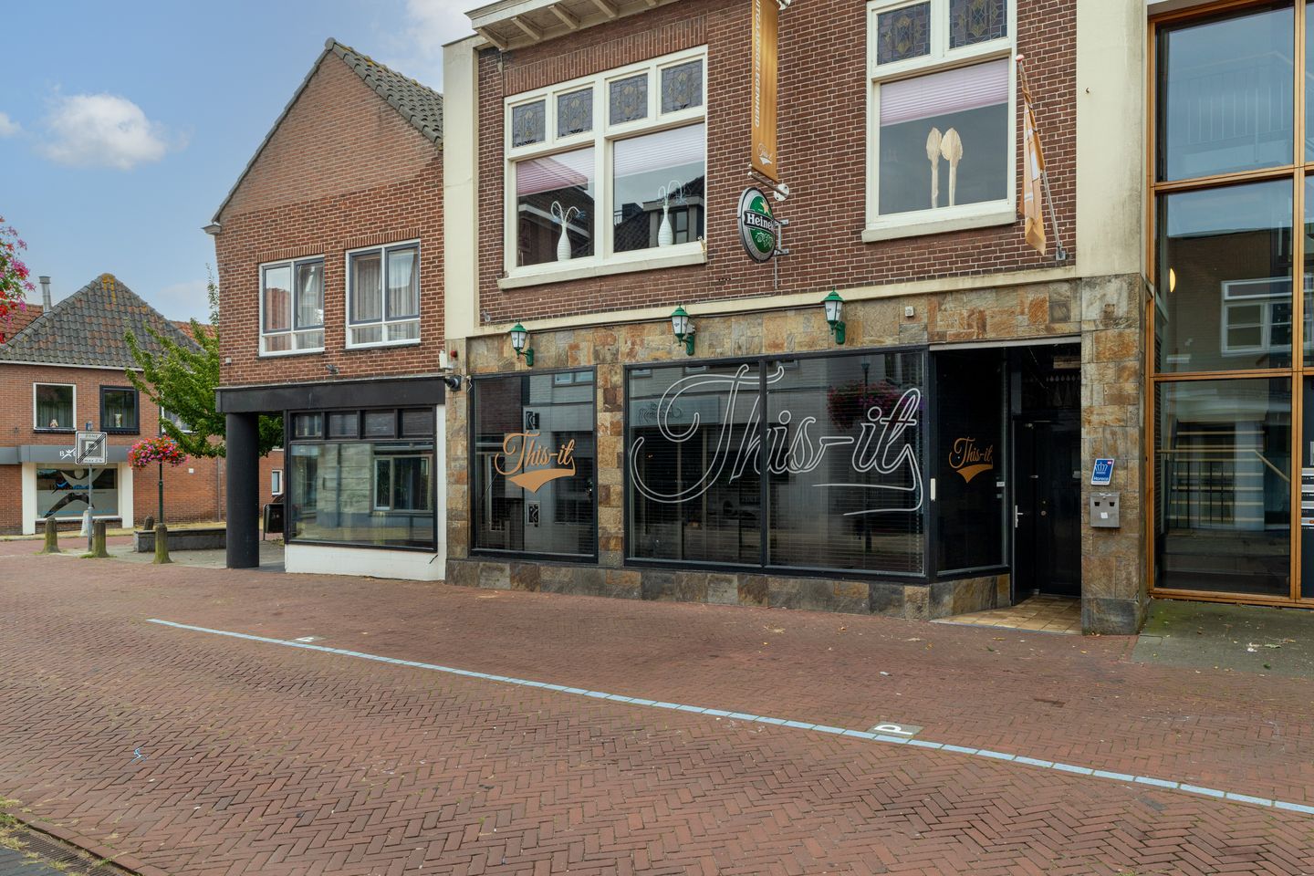 Bekijk foto 1 van Hoogstraat 21