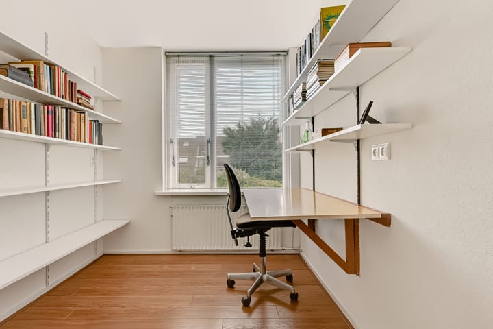Tussenwoning te koop: Slingerlandstraat 21, Meerkerk