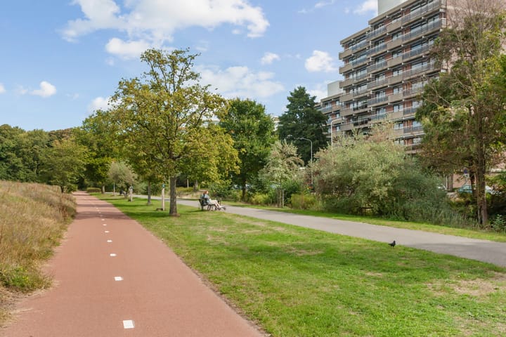 Studio te koop: Else Mauhslaan 123, 'S-Gravenhage