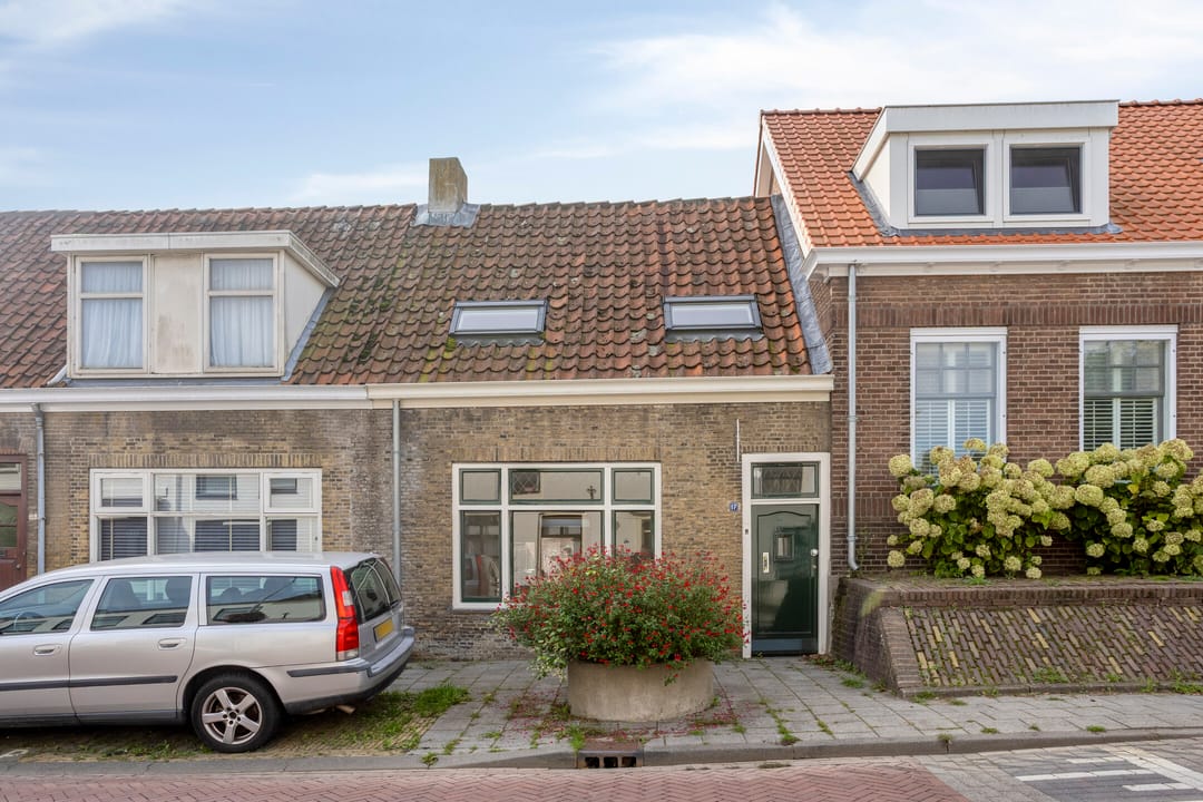 Photo 2 of Veerstraat 17