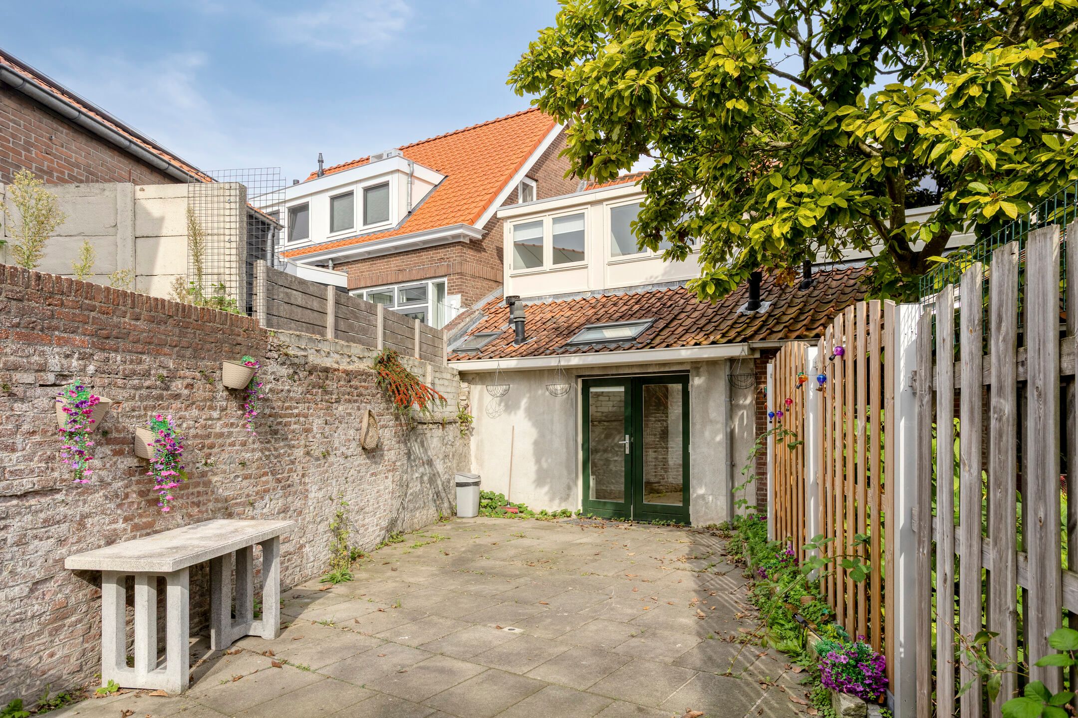 Photo 18 of Veerstraat 17