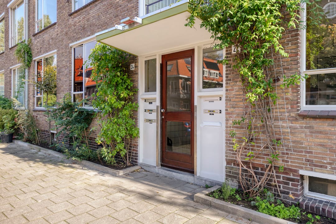 Foto 17 van Johannes van der Waalsstraat 22-2