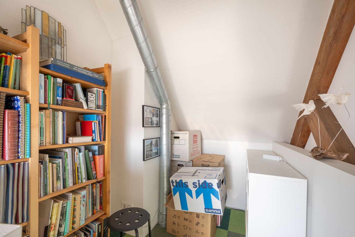 Photo 35 of Maximiliaanstraat 19-D