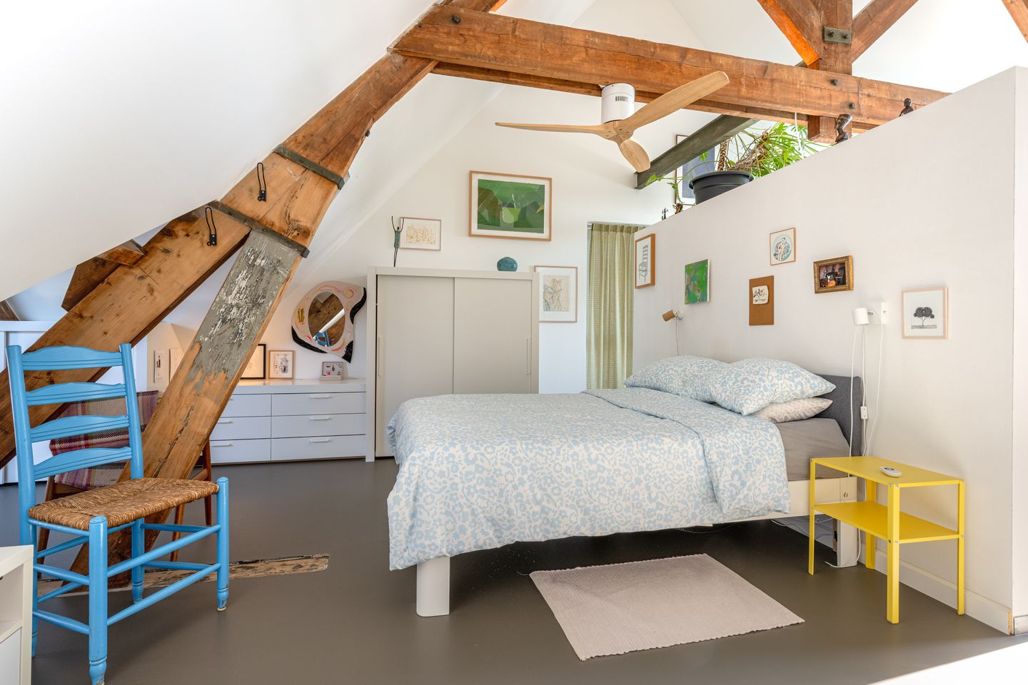 Photo 20 of Maximiliaanstraat 19-D