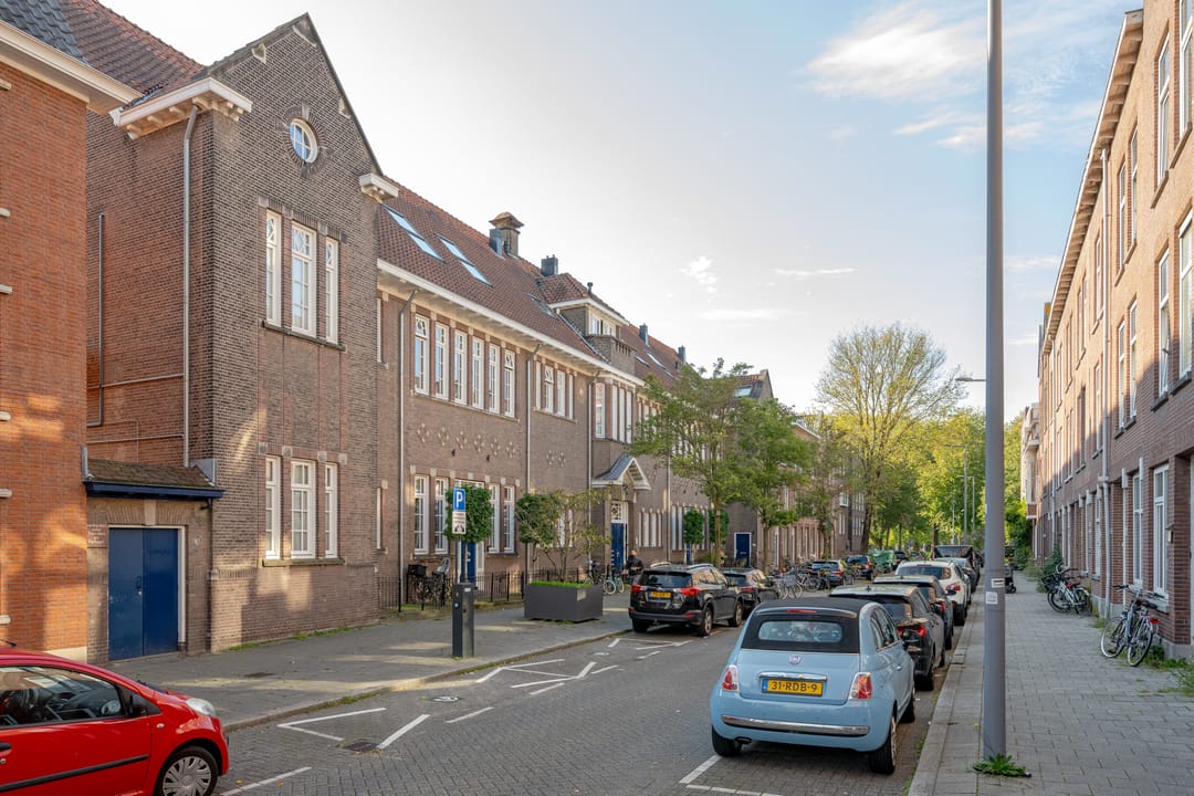 Photo 37 of Maximiliaanstraat 19-D