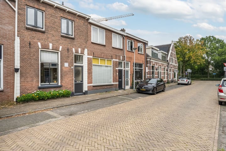 Foto 4 van Warmoesstraat 71