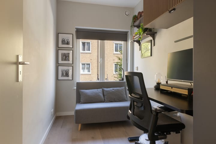 Appartement te koop: Bestevâerstraat 123-1, Amsterdam