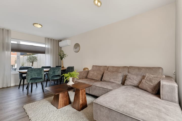 Hoekwoning te koop: Meerloseweg 26, Uden
