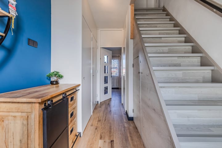 Tussenwoning te koop: P.A. de Genestetstraat 15, Harlingen