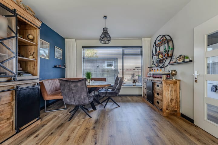 Tussenwoning te koop: P.A. de Genestetstraat 15, Harlingen