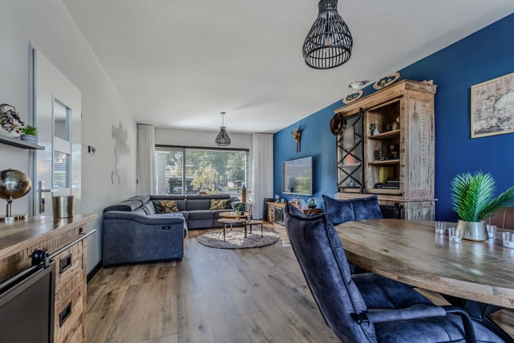 Tussenwoning te koop: P.A. de Genestetstraat 15, Harlingen