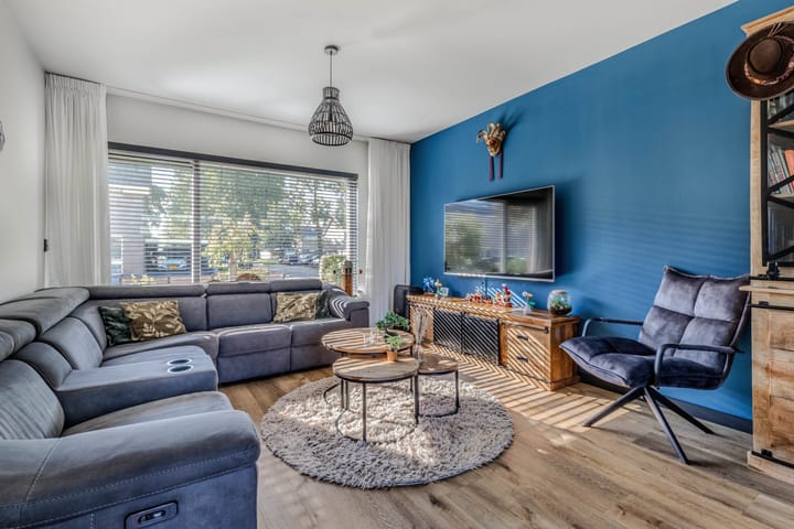 Tussenwoning te koop: P.A. de Genestetstraat 15, Harlingen