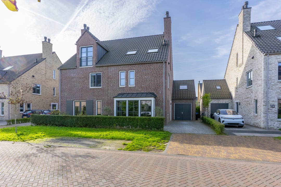 Foto 1 van Bloemenkelderlaan 8