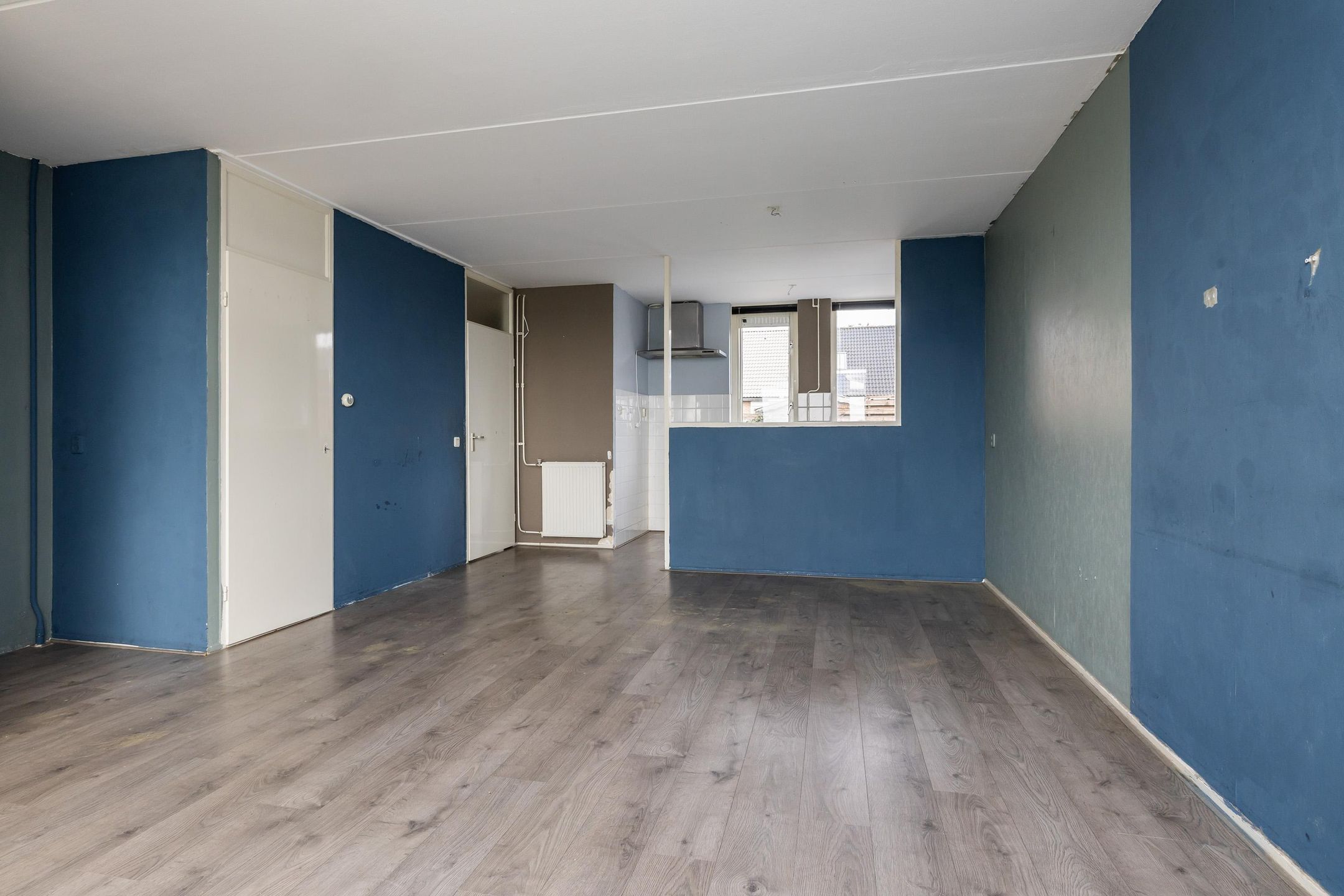 Photo 6 of Doorsneeweg 11