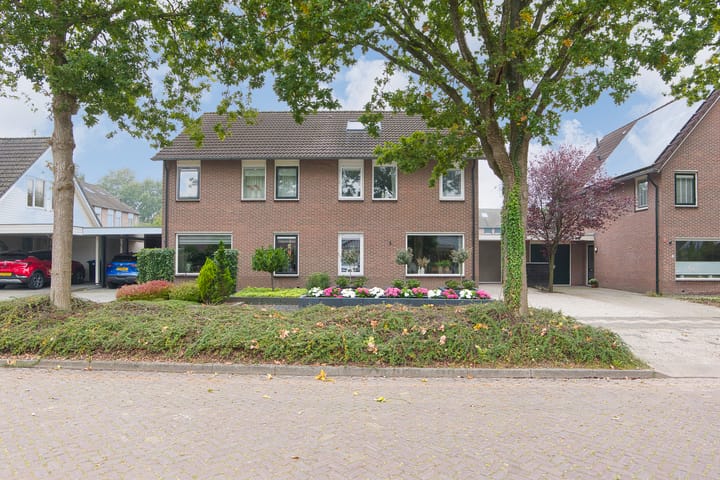 Foto 2 van Voorstebree 7