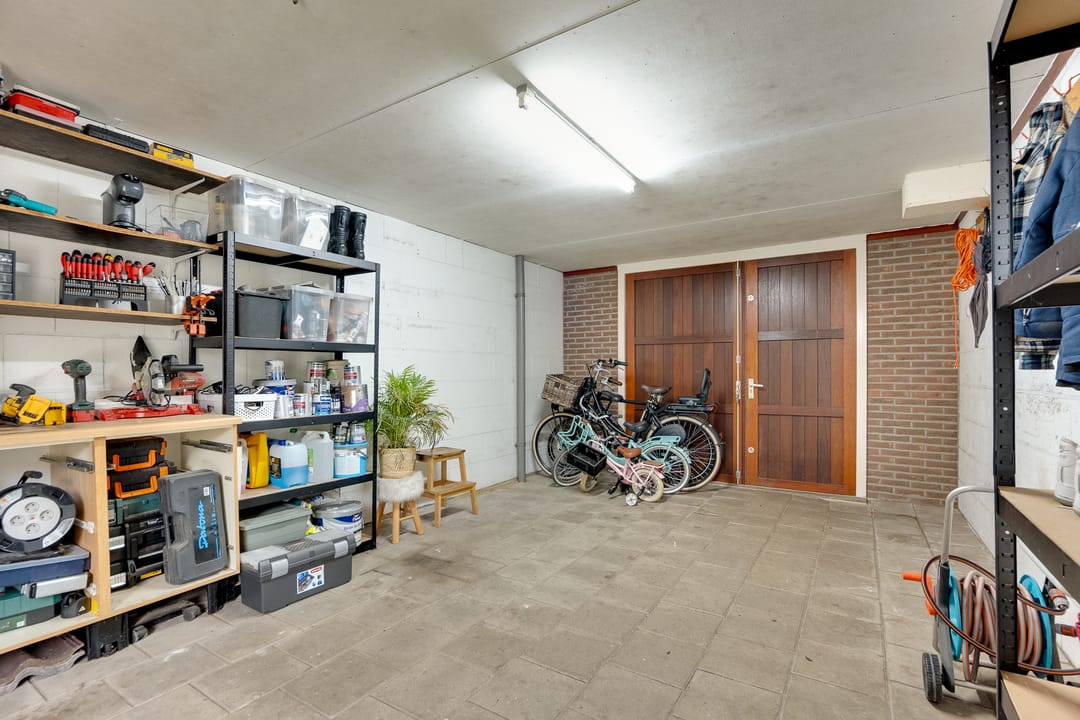 Photo 16 of Voorstebree 7