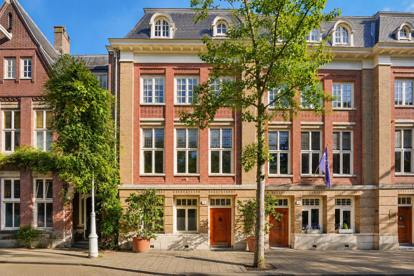 Photo of Van Miereveldstraat 7