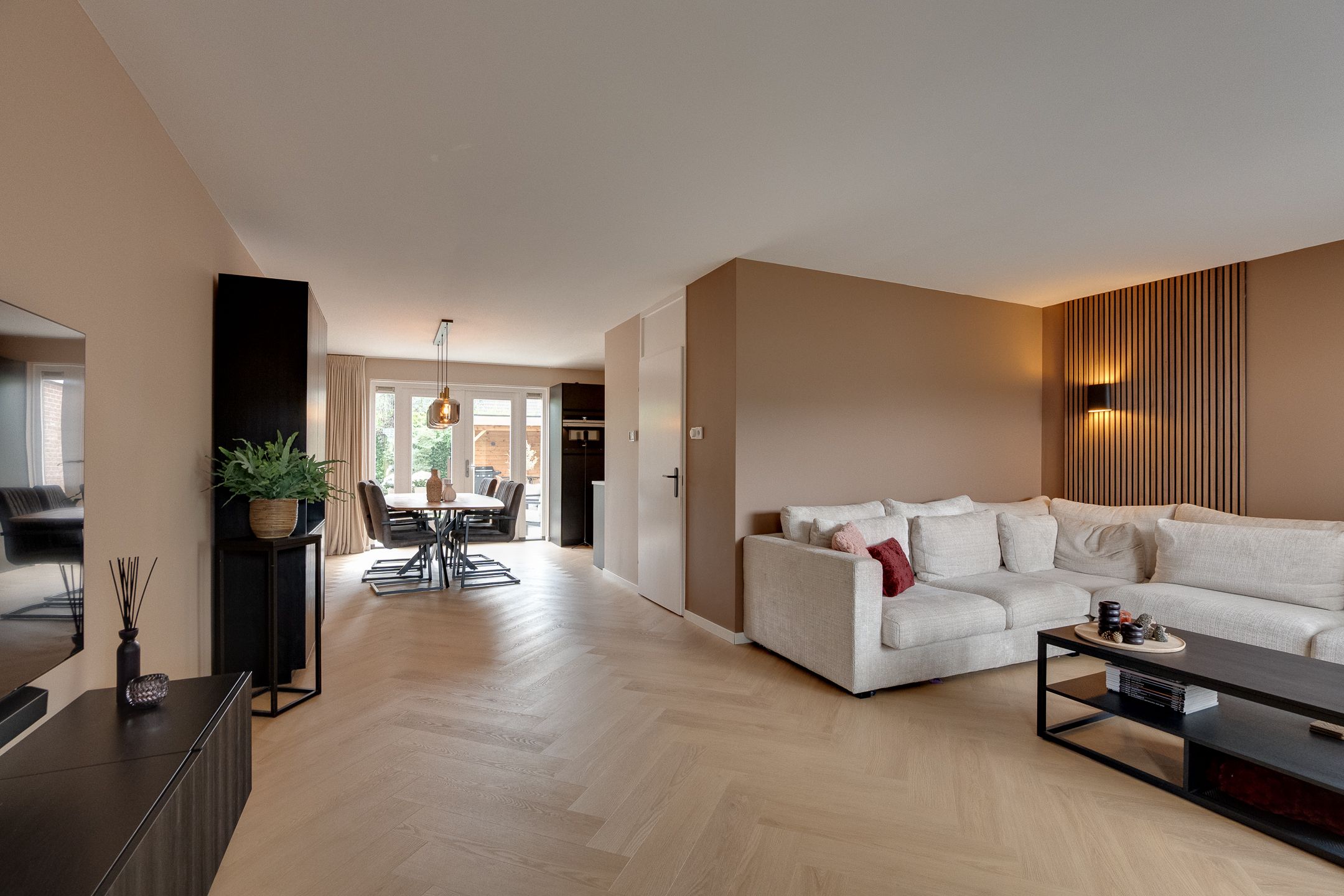 Photo 6 of Voorstebree 7