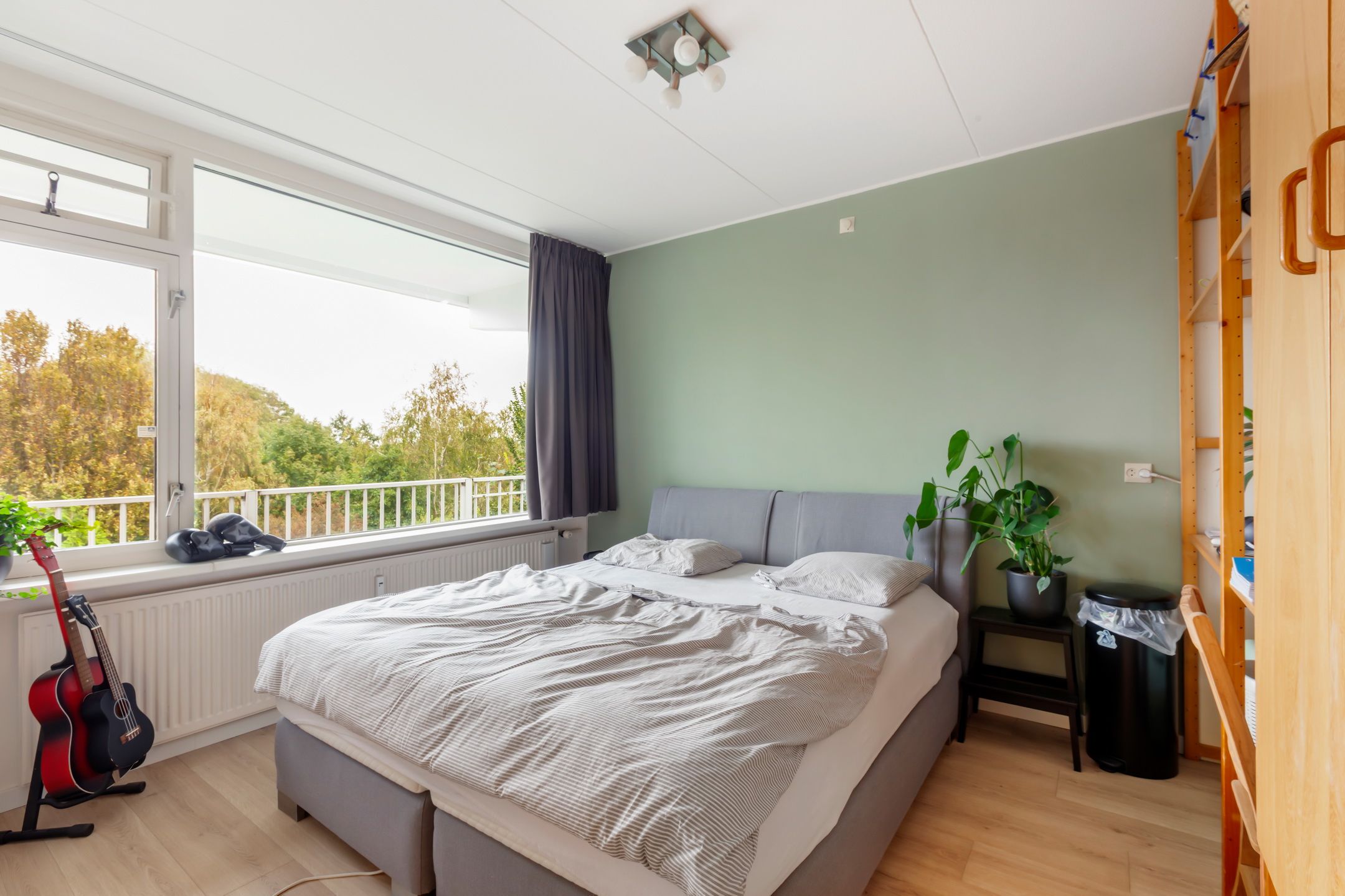 Photo 6 of Catharina van Rennesstraat 176