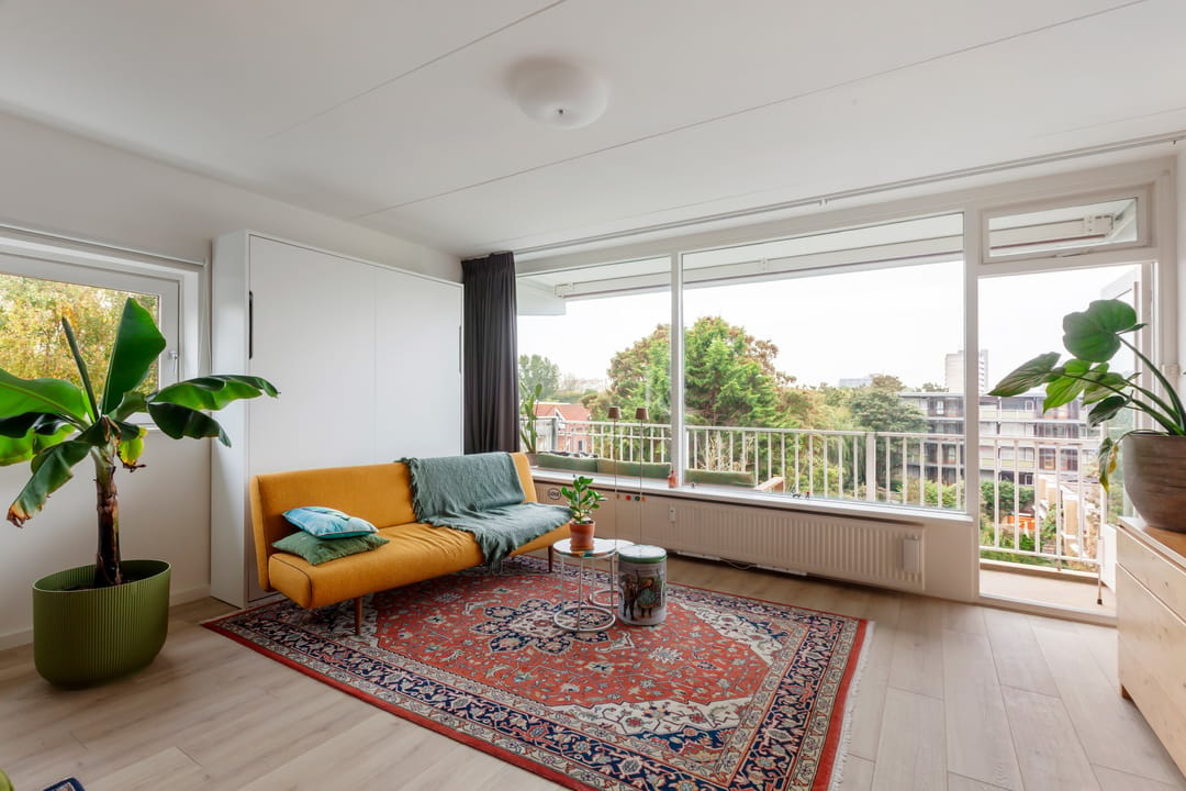 Photo 11 of Catharina van Rennesstraat 176