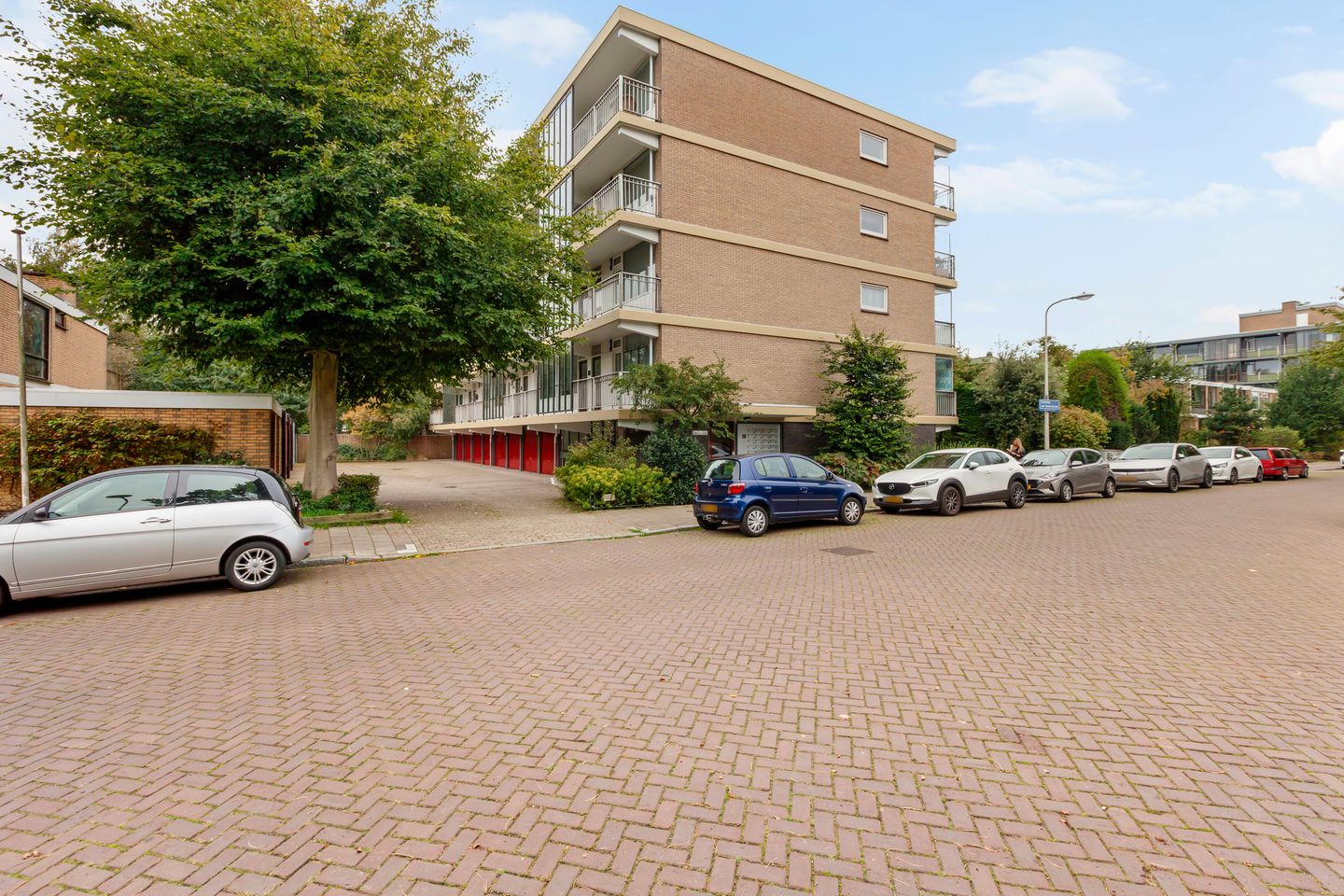 Photo 1 of Catharina van Rennesstraat 176