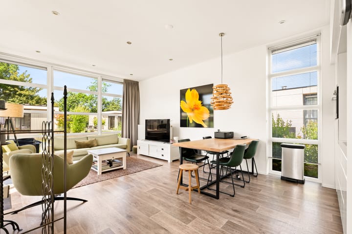 Vrijstaande woning te koop: Buitenhuizerweg 2-421, Velsen-Zuid