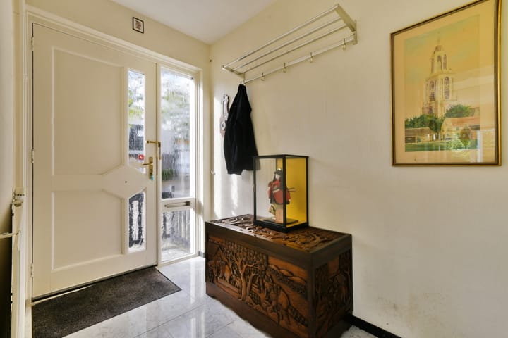 Hoekwoning te koop: Van Hogendorpstraat 75, Haarlem