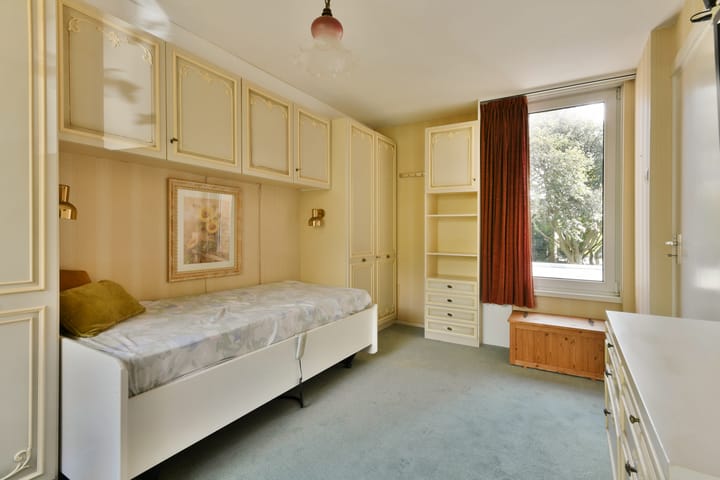 Hoekwoning te koop: Van Hogendorpstraat 75, Haarlem