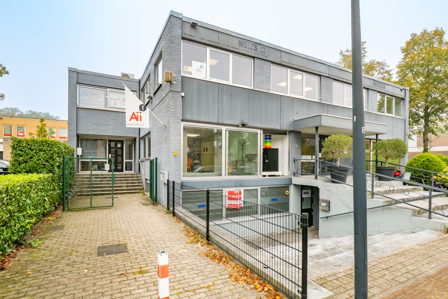 Bekijk foto 4 van Albert Schweitzerlaan 10