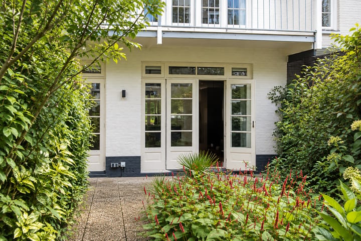 Appartement te huur: Newtonstraat 83H, Amsterdam