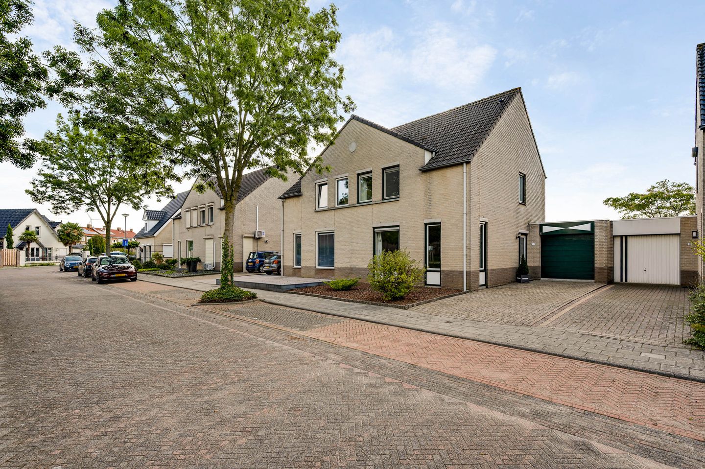 Photo 40 of Frederikstraat 32