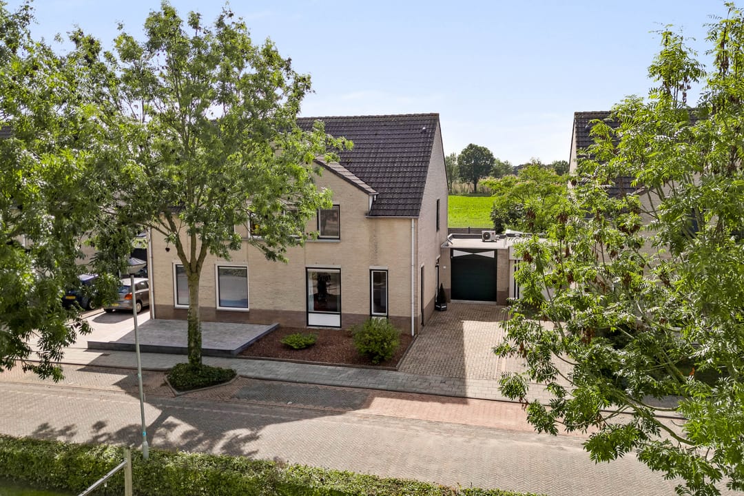 Photo 41 of Frederikstraat 32