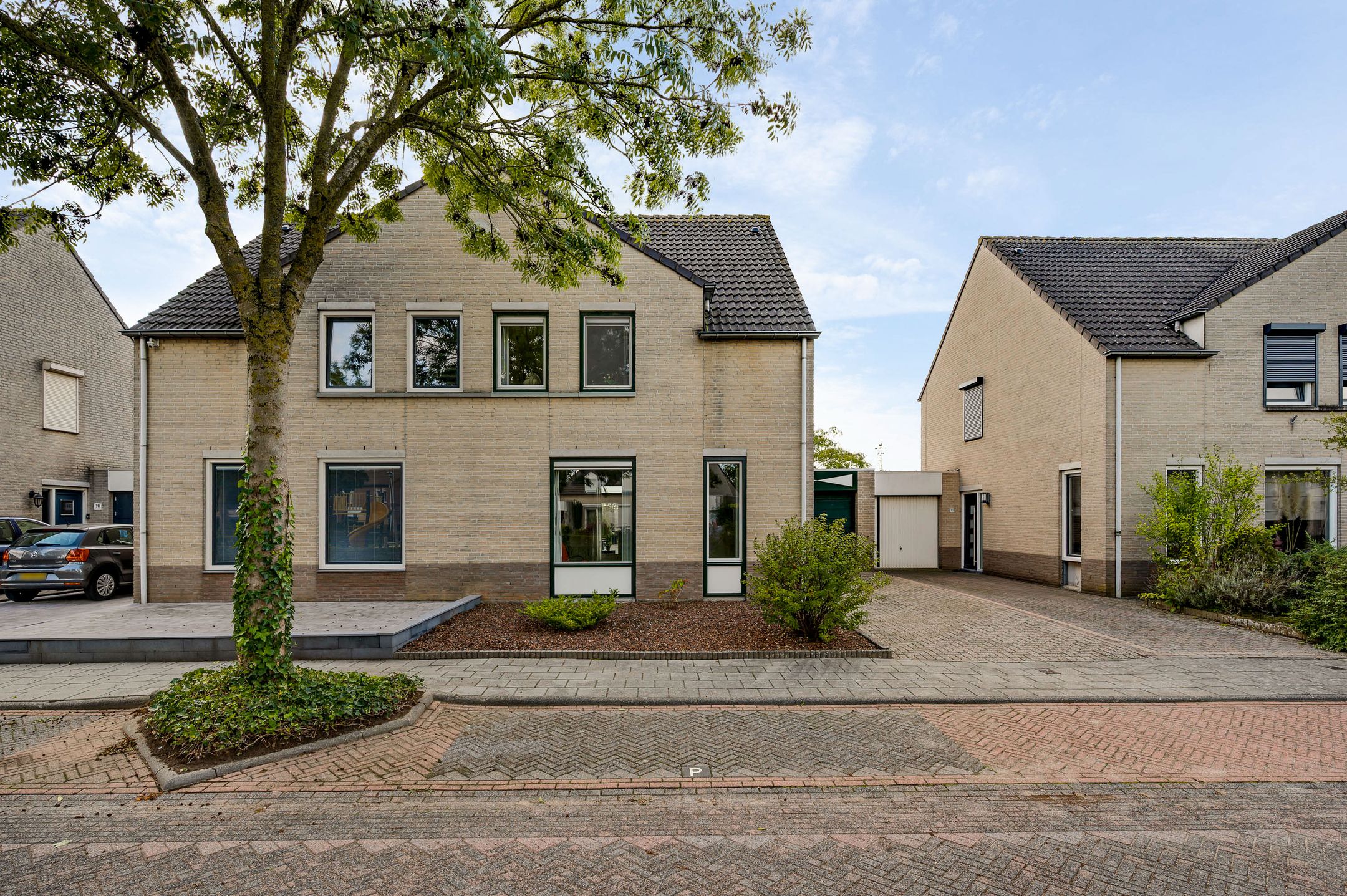Photo 39 of Frederikstraat 32
