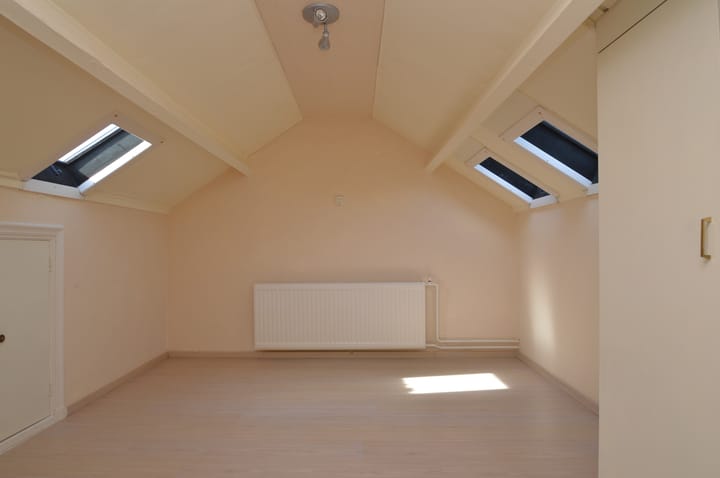 Tussenwoning te koop: Boerhaavestraat 7, Vlierden