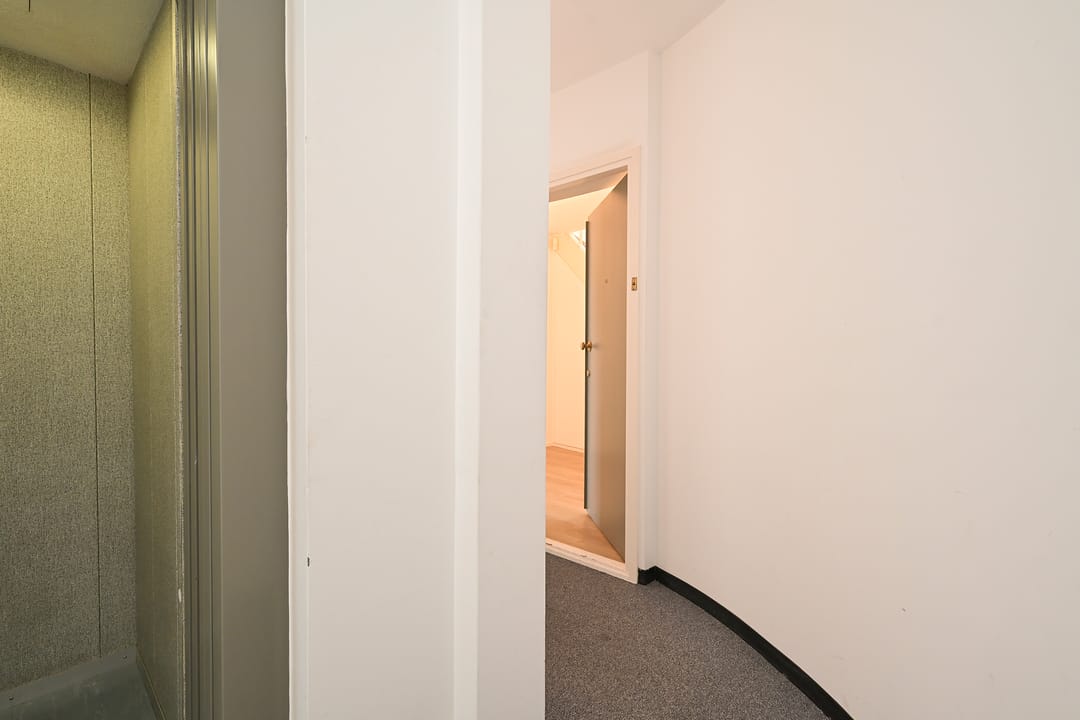 Photo 8 of Smidswater 22-D
