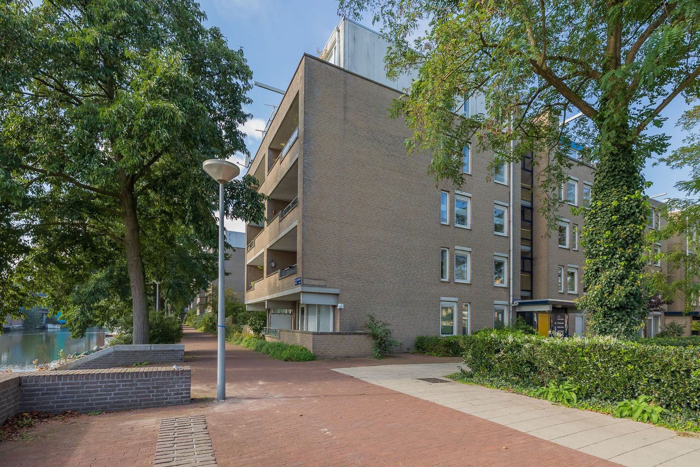 Photo 25 of Hildo Kropplein 13
