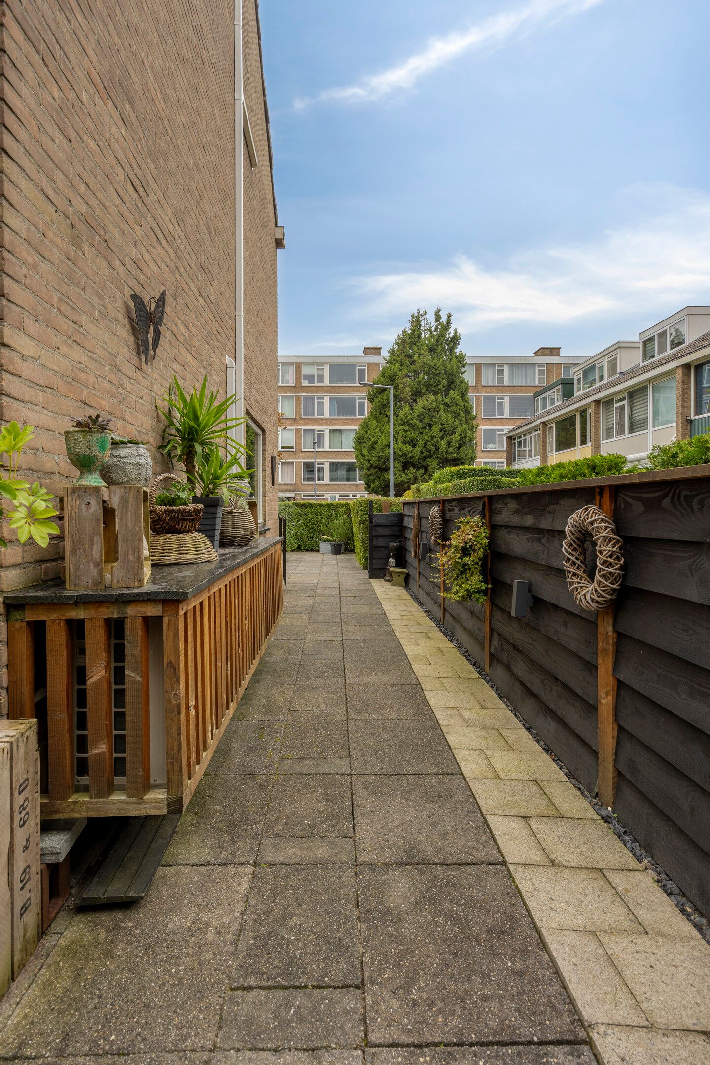 Photo 27 of Dickensstraat 32