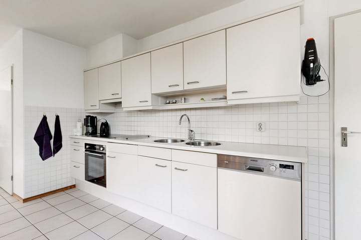 Twee-onder-één-kap te koop: Winterkade 27, Leiderdorp