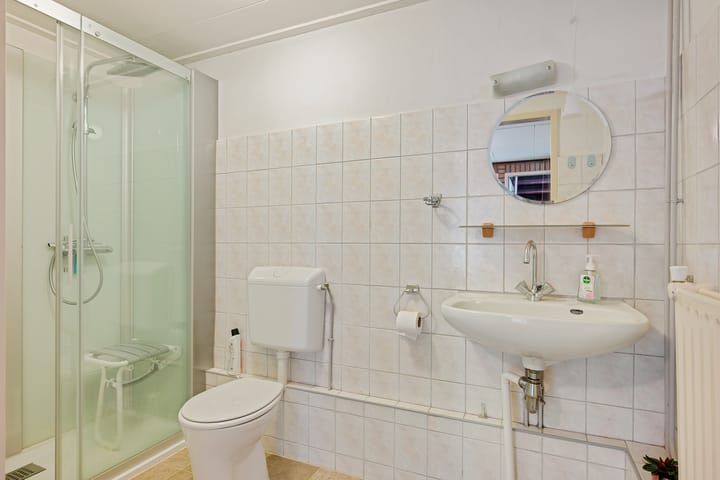 Tussenwoning te koop: Bergsteinlaan 114, Tuk