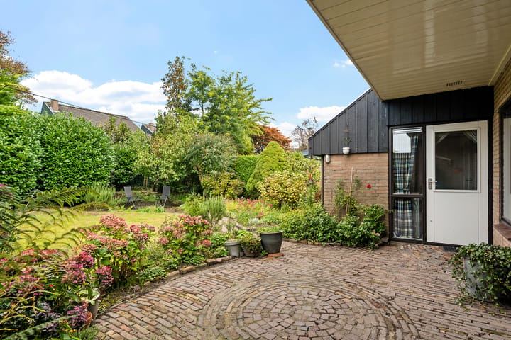 Tussenwoning te koop: Bergsteinlaan 114, Tuk
