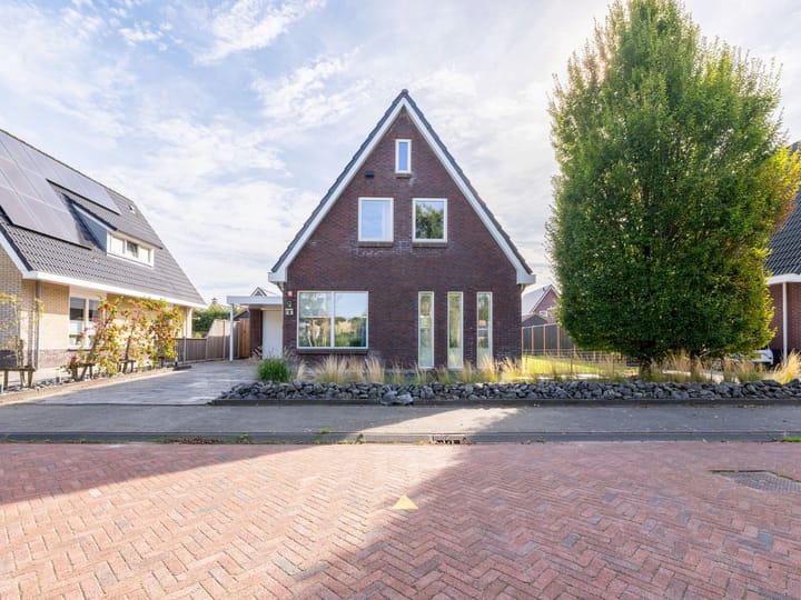 Vrijstaande woning te koop: Paardenbloem 8, Drachten