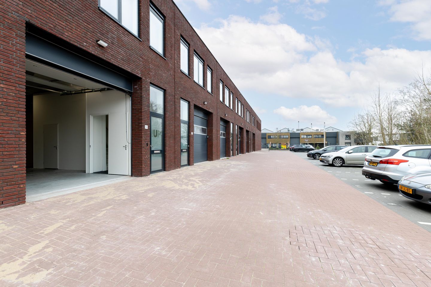 Bekijk foto 1 van Staringlaan 14-G