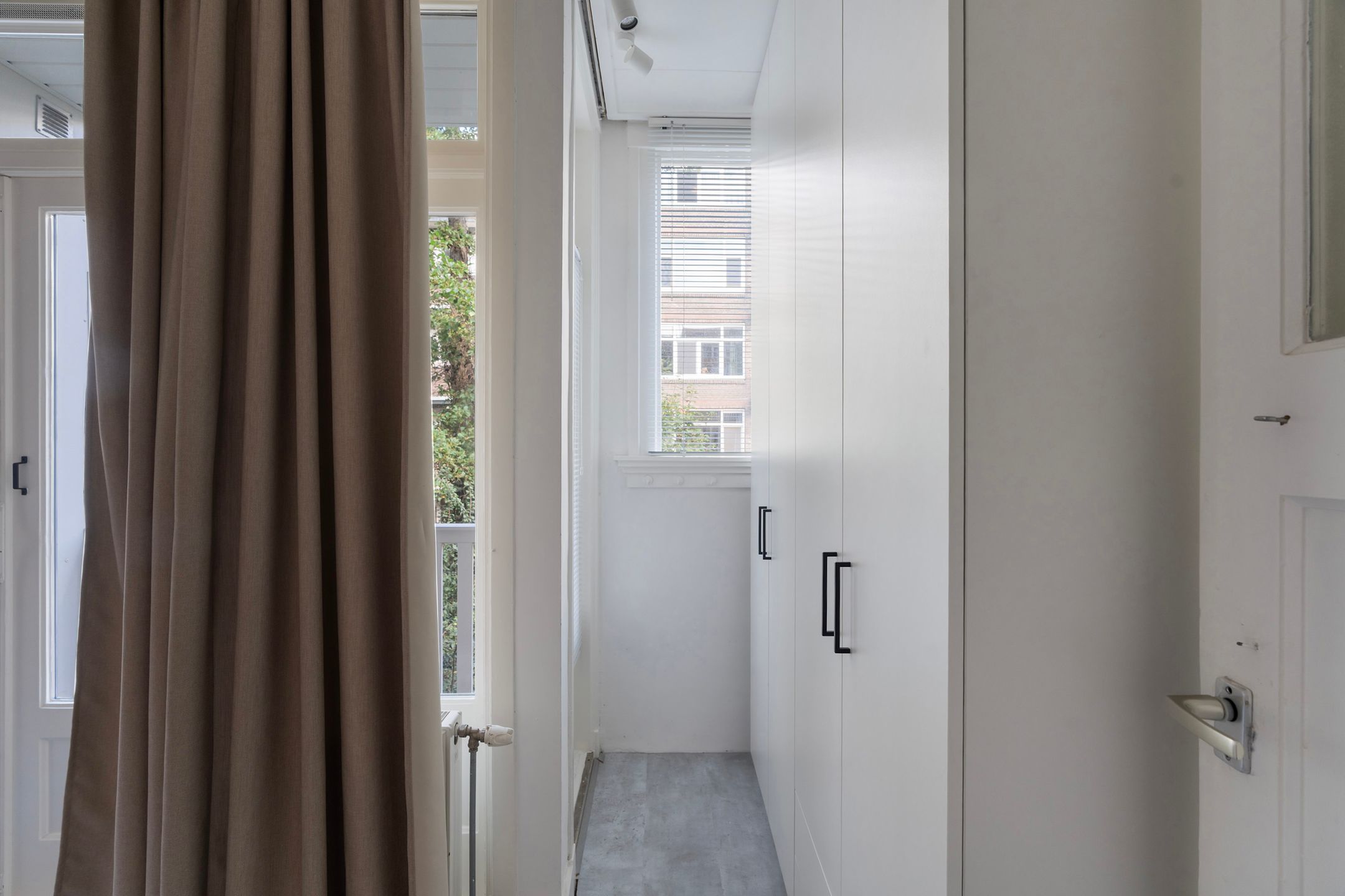 Photo 18 of Heemskerkstraat 44-B01