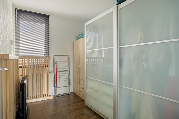 Tussenwoning te koop: Parallelweg 42, Giessen