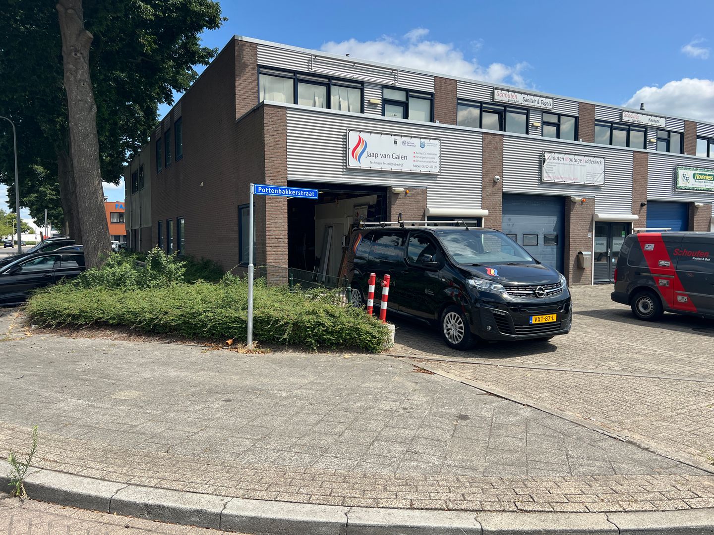Bekijk foto 1 van Pottenbakkerstraat 44