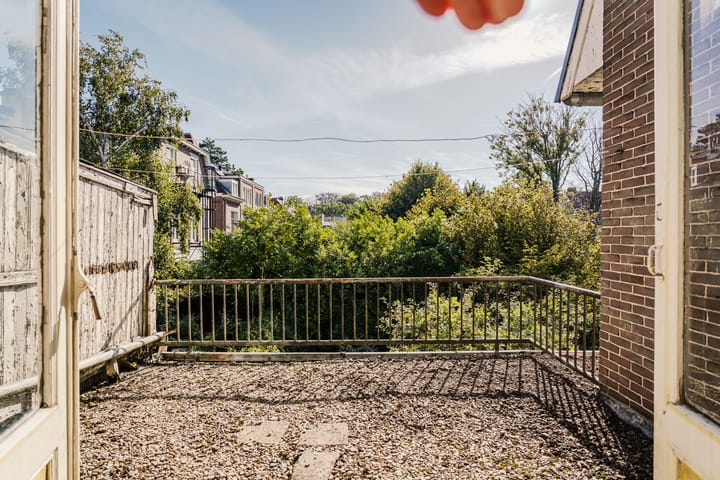 Twee-onder-één-kap te koop: Oranjeplein 30, Haarlem