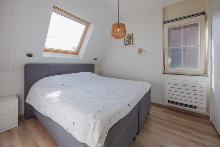 Twee-onder-één-kap te koop: Irenestraat 21, Meerlo